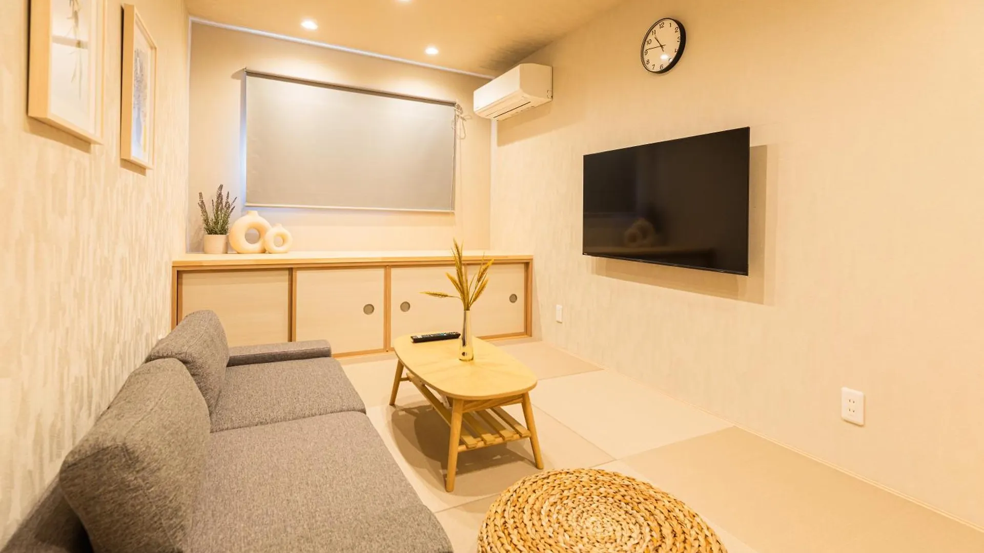 J S暁宅-琉璃ruri Villa Osaka 0*,  Japan