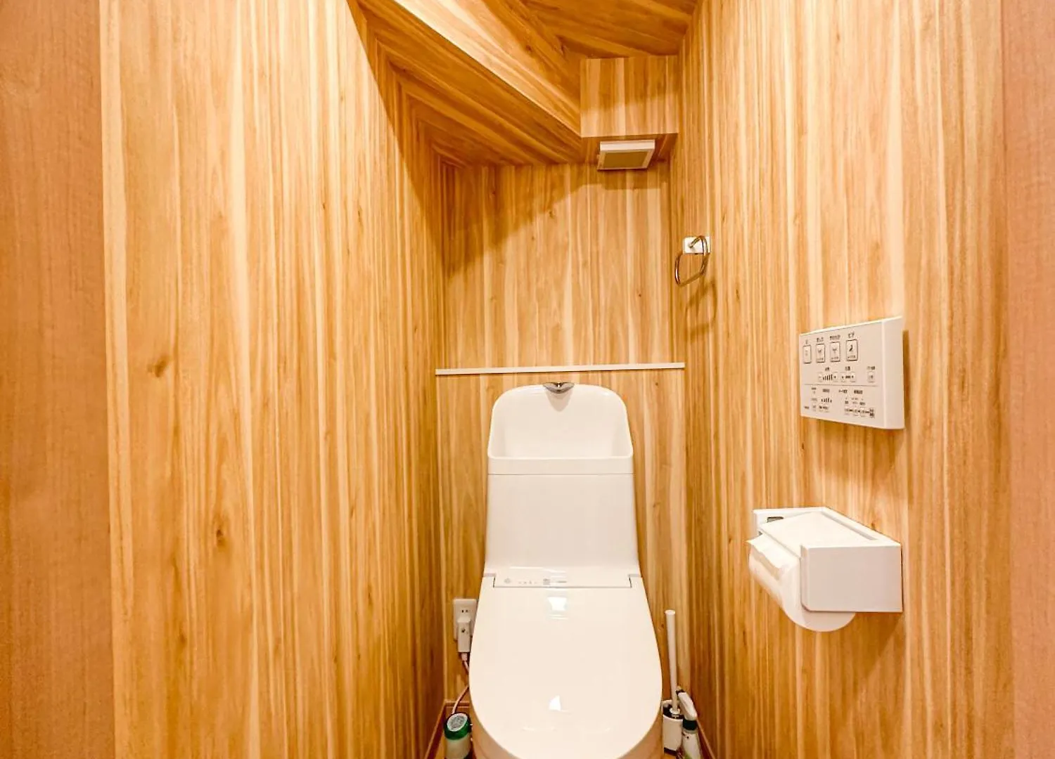 J S暁宅-琉璃ruri Villa Osaka 0*,  Japan